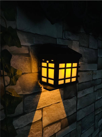 Kinkiet Lampa Solarna LED Ogrodowa Elewacyjna IP44 z Efektem Płomienia