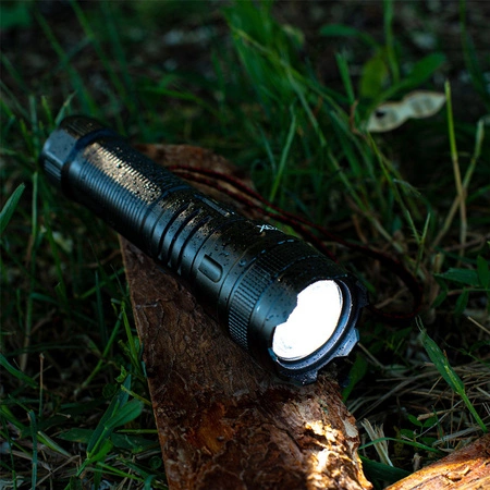 Latarka Akumulatorowa LED Taktyczna 600lm 10W Lampka Ręczna Mocna ZOOM POWERBANK VA0179 VAYOX