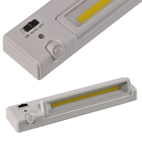 Lampka Podszafkowa Meblowa LED Z Czujnikiem Ruchu 110lm Ruchoma Samoprzylepna Na Baterie Biała GOLDLUX (Polux)