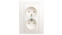 Unica Plus Gniazdo podwójne piaskowy z/u 16A IP20 MGU63.069.25