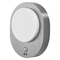 Lampa Ogrodowa Zewnętrzna Kinkiet Elewacyjny LED  8W 370lm 3000K IP44 Srebrny Z Czujnikiem Ruchu i Zmierzchu Endura Ledvance